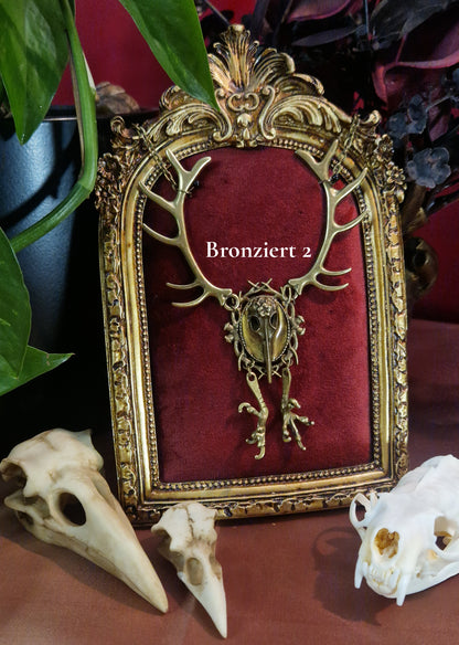 Collier: Hela